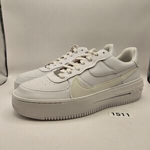 NIKE WOMEN'S 12 AIR FORCE 1 PLT.AF.ORM SNEAKER DJ9946-100 NWOB